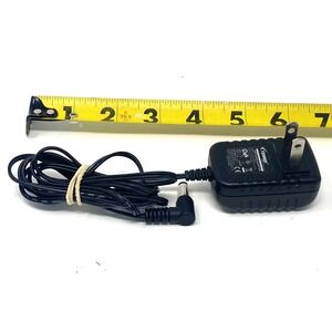 Tenwei Electronics Switching Adapter Model TA01-0600500 Input 100-240VAC 50/60Hz